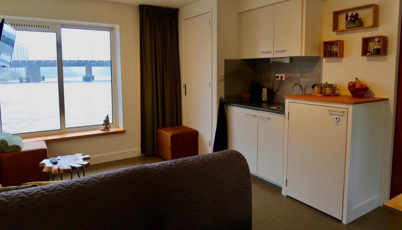 B&B De Leeuw Zwolle  Eksteriør bilde